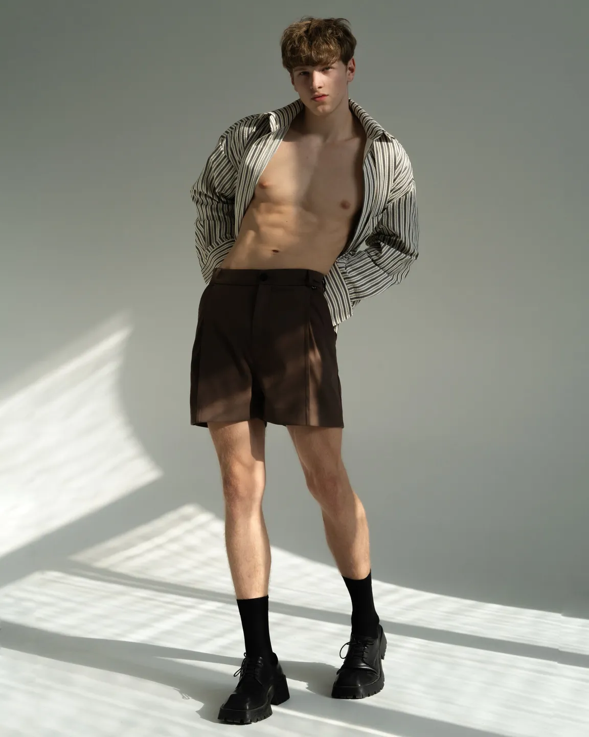 Черная рубашка 