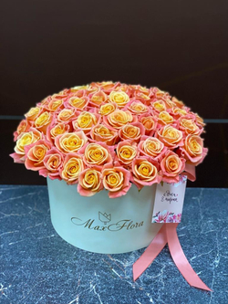 Букет в коробке М-23