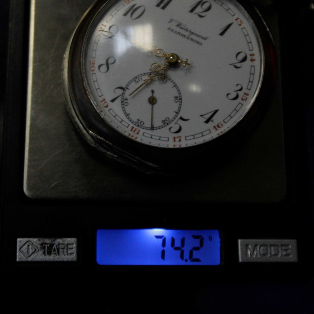 Антикварные серебряные карманные часы