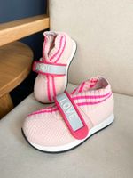 Новые кроссовки Fendi, 23