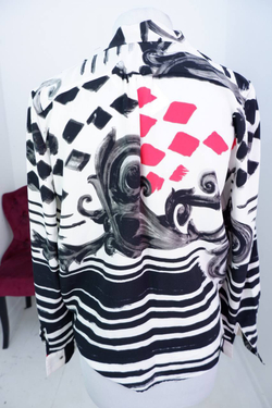 Блузка VICOLO красивая, маркировка М, на 46 размер