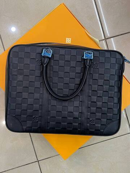 Портфель Louis Vuitton