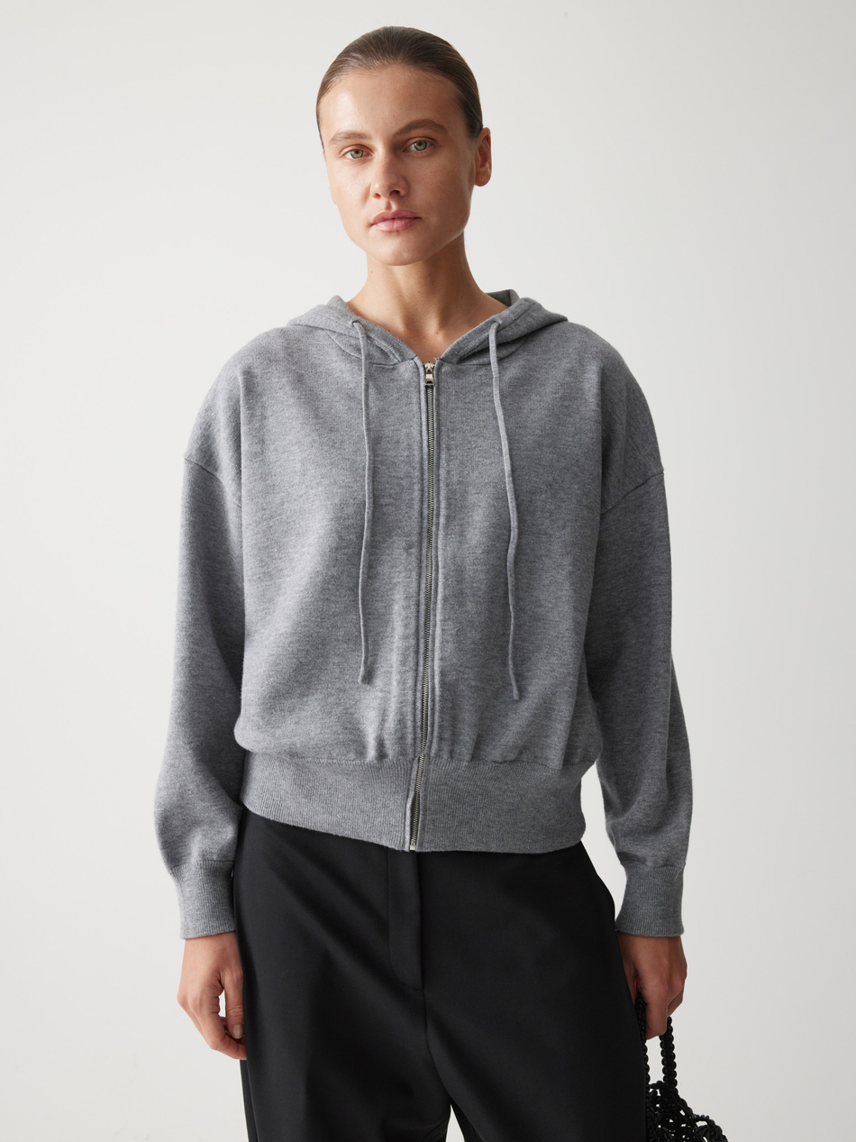 Вязаное худи