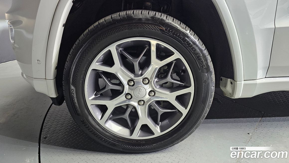 Jeep Grand Cherokee 3.6 Overland (06.2020)