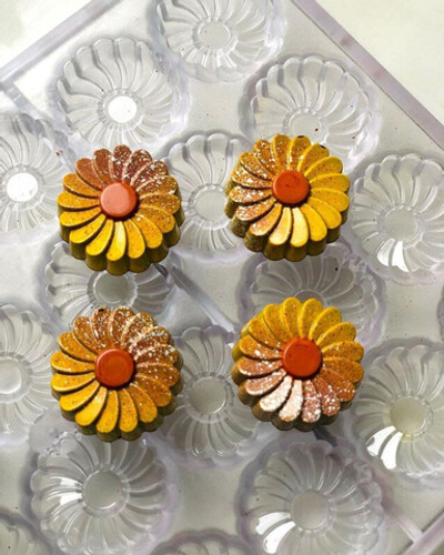 Поликарбонатная форма для шоколада №465