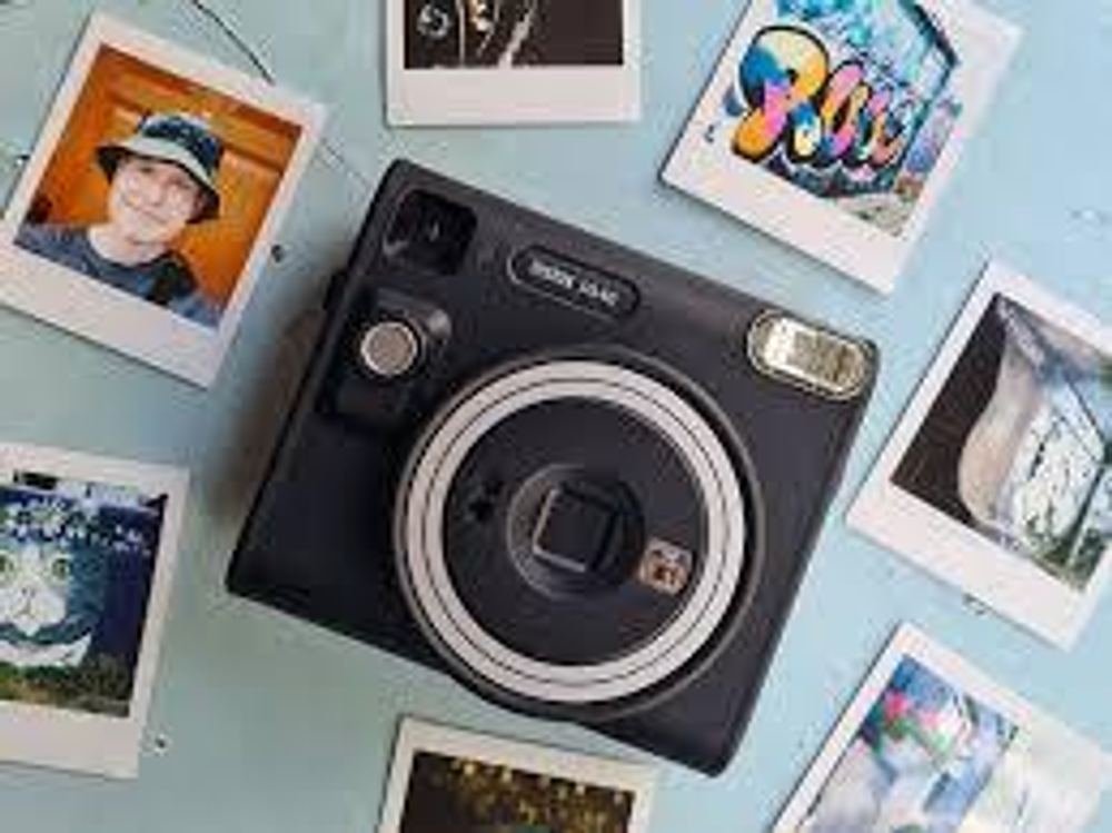 Фотоаппарат моментальной печати Fujifilm instax SQUARE SQ 40