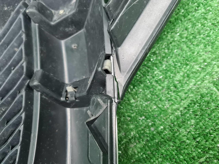 Решетка радиатора Nissan X-Trail t32 (2013-2019)