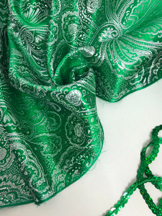 Парча жаккард огурцы, зеленый/серебро