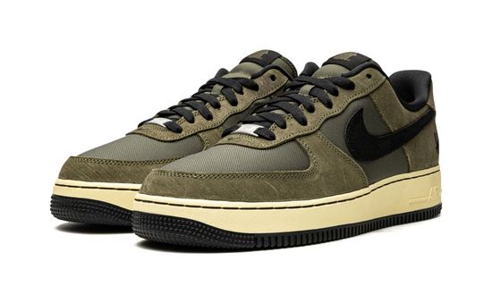 Кроссовки Nike Air Force 1 Low SP "Undefeated - Ballistic"