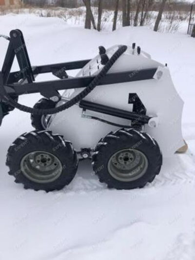 Садовый мини-трактор (райдер)