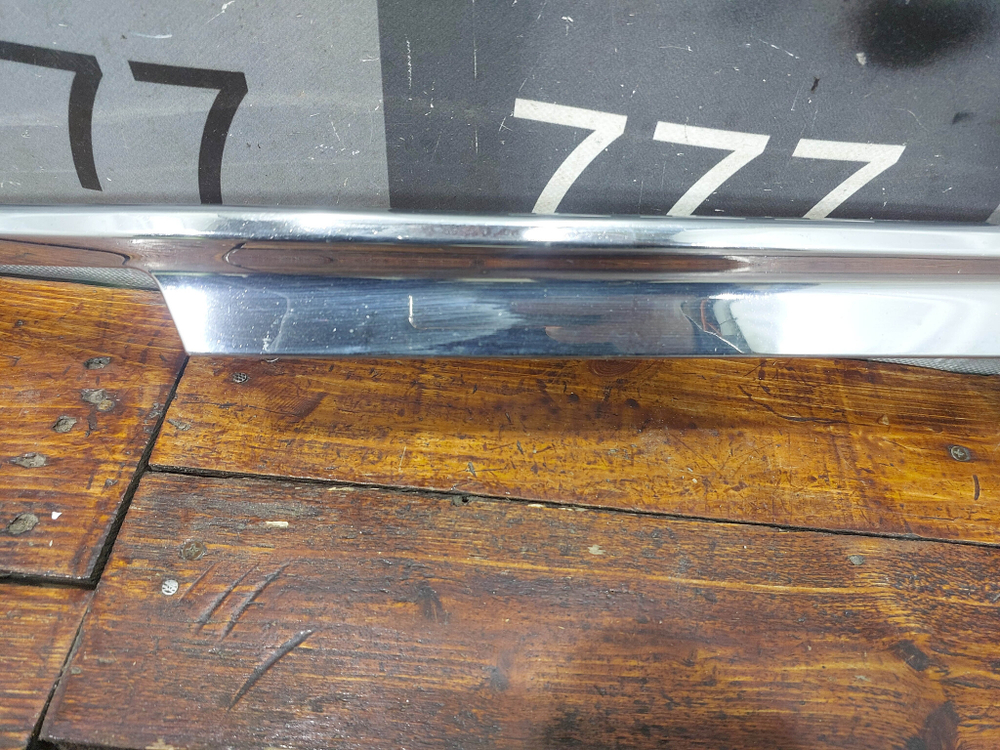 Молдинг переднего бампера правый Tank 500 21-нв Б/У Оригинал 2803148XKV3AA