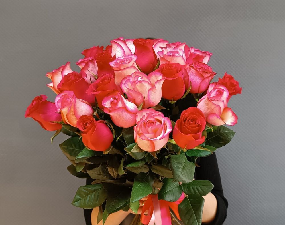 Букет из 29 роз «Эквадор»