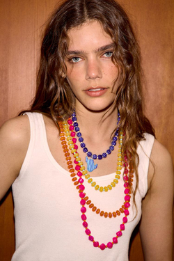 ZARA НАБОР ИЗ 4 КОЛЬЕ С БУСИНАМИ И КАКТУСАМИ, РАЗНОЦВЕТНЫЙ