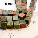 Унакит бусины, куб, размер около 6 мм, цена за 14-15 шт (1/4 нити)