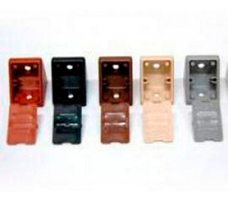 Уголок соединительный мебельный comandor УСД-23 (дуб)