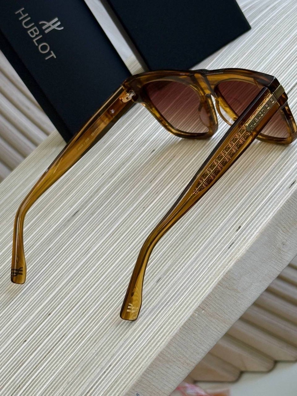 Солнечные очки Hublot