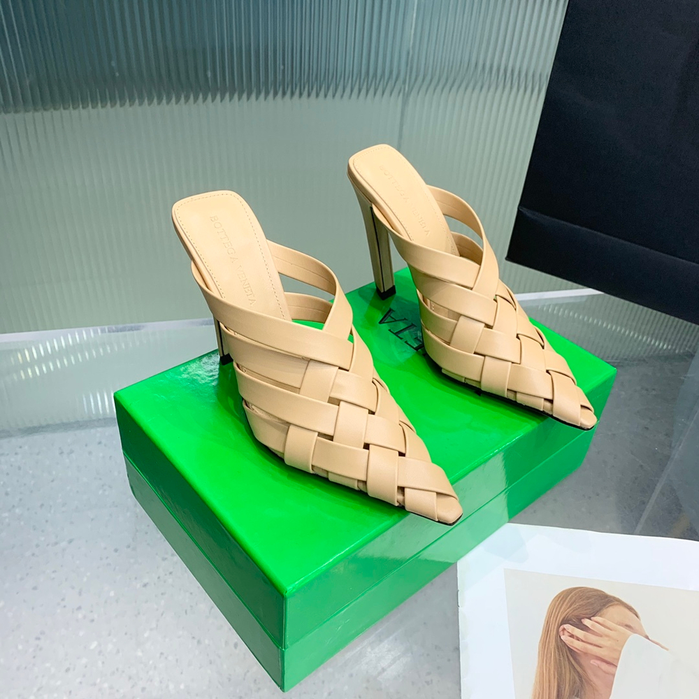 Bottega Veneta Alfie Mule