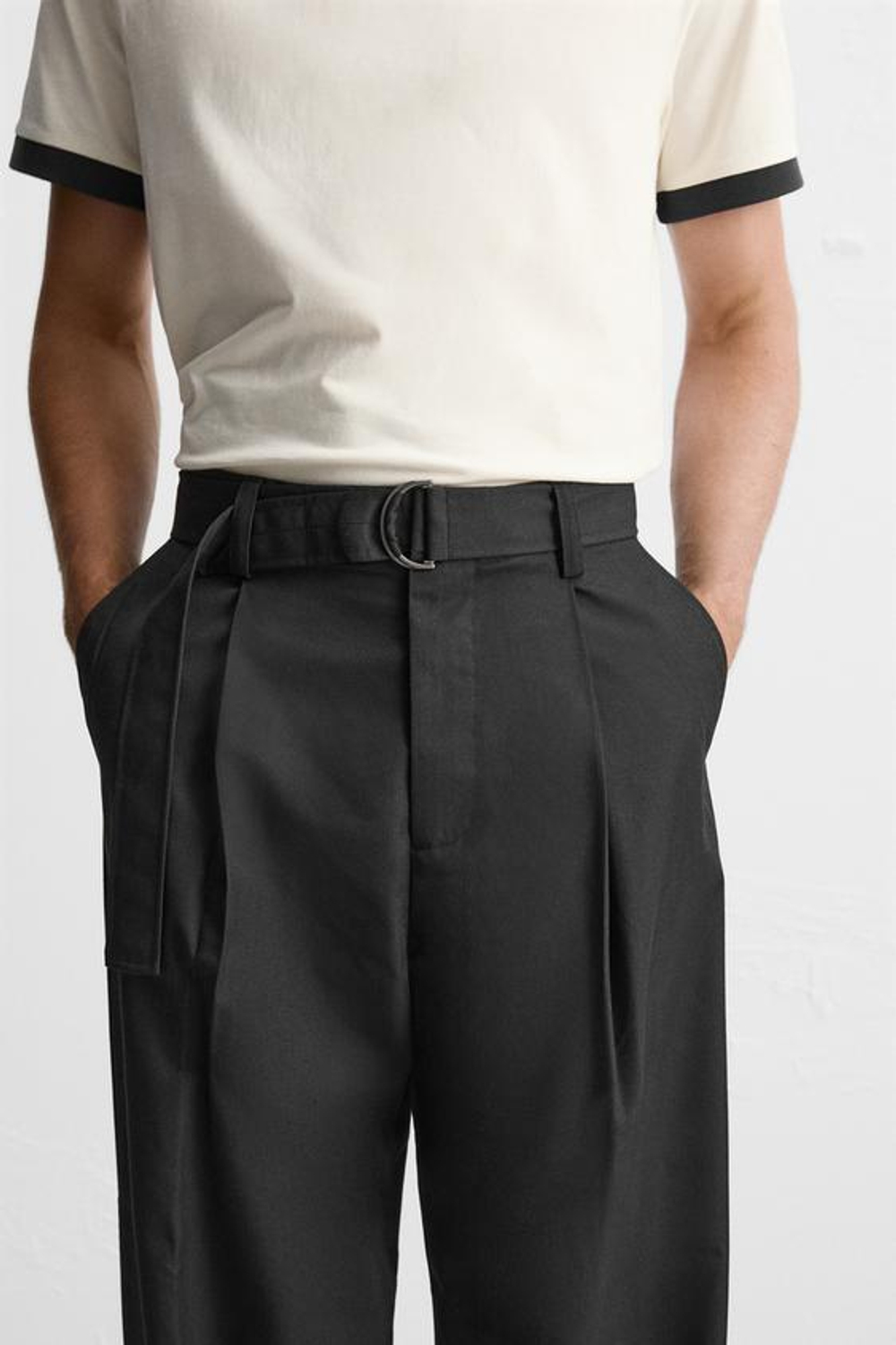 ZARA БРЮКИ С ЗАЩИПАМИ И РЕМНЕМ, ЧЕРНЫЙ