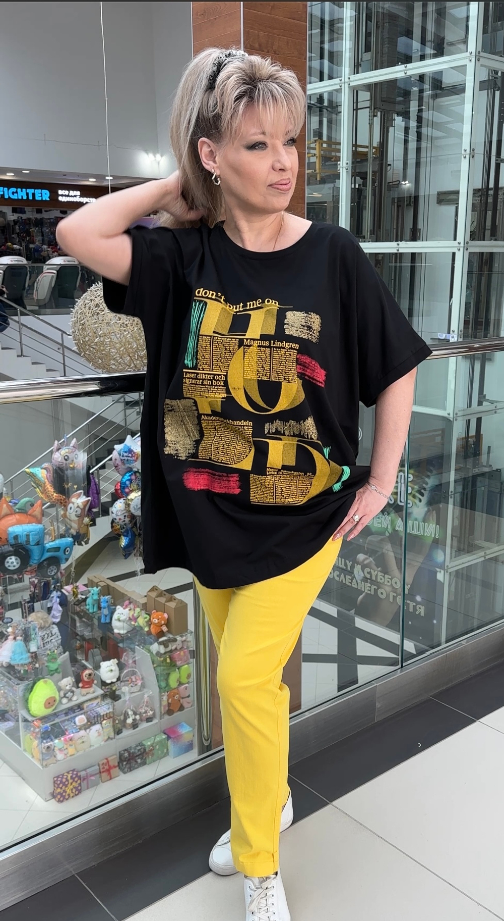 Коттоновая туника-футболка с оригинальным "газетным" принтом