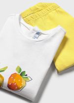 футболка с леггинсами