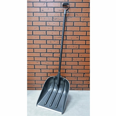 Лопата снеговая "Эверест" 380*530мм с металл. крашеным черенком и V-обр ручкой