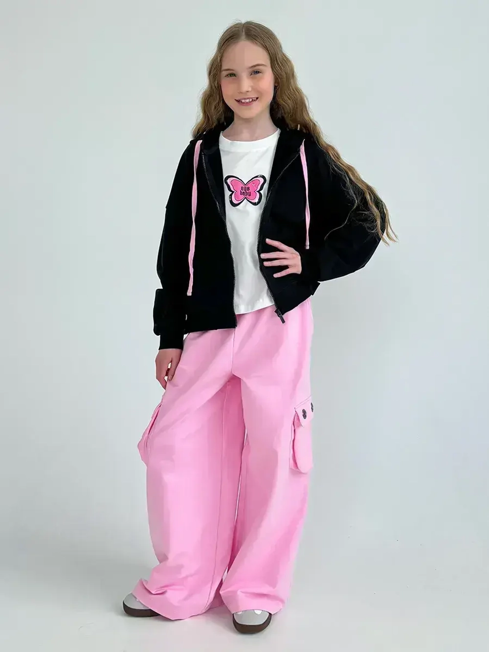 Спортивный костюм для девочки в школу