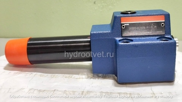 DR10DP2-4X/210YM - Редукционный клапан Ду 10 трехлинейный, прямого действия с давлением регулировки до 210 бар, 2 = винт, обратный клапан - М = нет