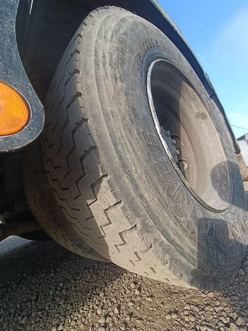 Foton AUMAN 4x2 Седельный тягач BJ4189SLFKA (Дизельный, 11,8 л, 470 л.с. АТ)