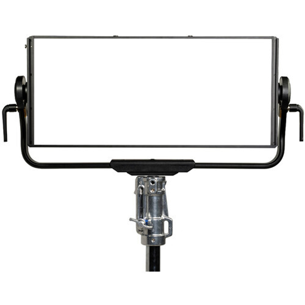 Осветитель Aputure Nova P600C Kit (с кейсом)