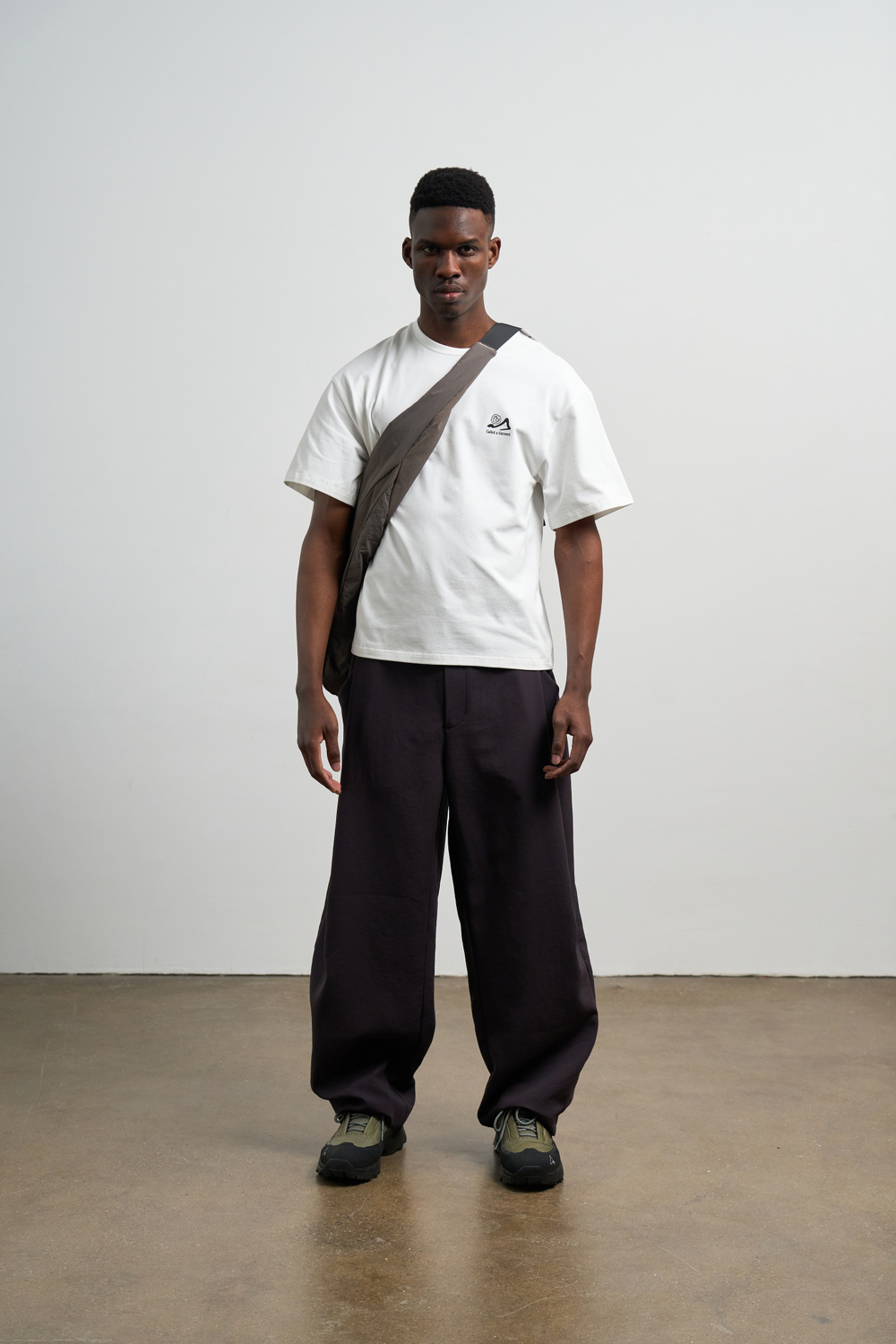 Брюки Nothomme Blue Monte Casual Lightweight Curved-Leg Trousers "Truffle Black"