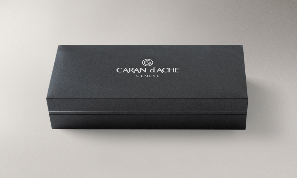 CARAN d'ACHE VARIUS IVANHOE механический карандаш