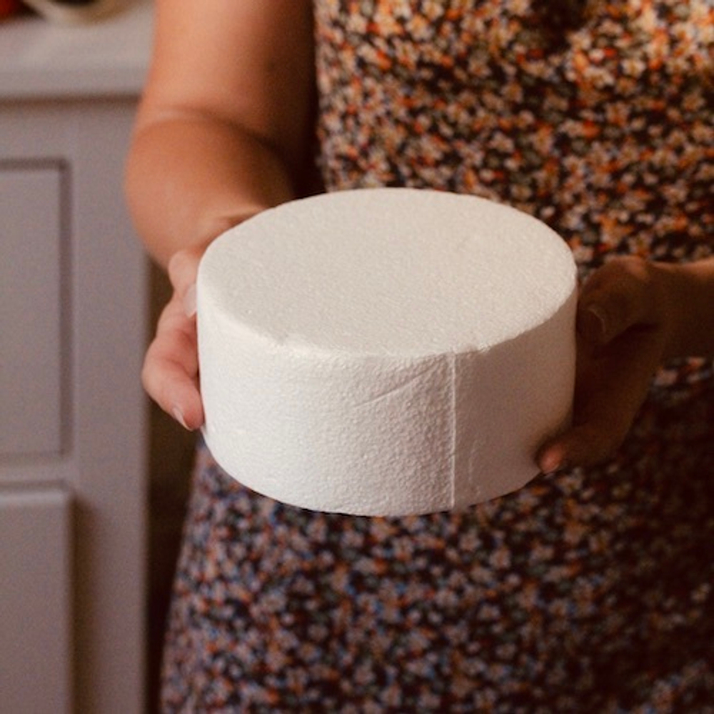 Цилиндр из пенопласта для торта (6,5 см.* 15 см)