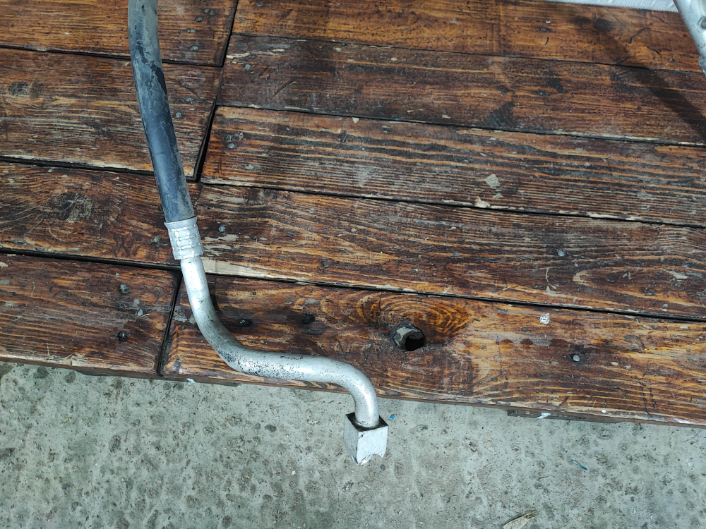 Трубка кондиционера Chery Tiggo 7 Pro  Б/У Оригинал 301000351AA