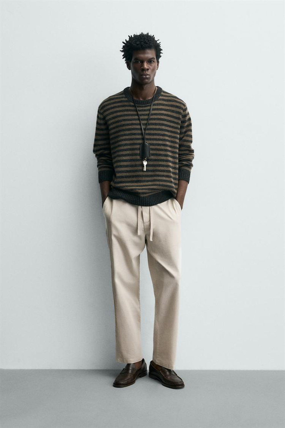 ZARA БРЮКИ RELAXED FIT ИЗ СМЕСИ ХЛОПКА, ЖЕМЧУЖНО-СЕРЫЙ