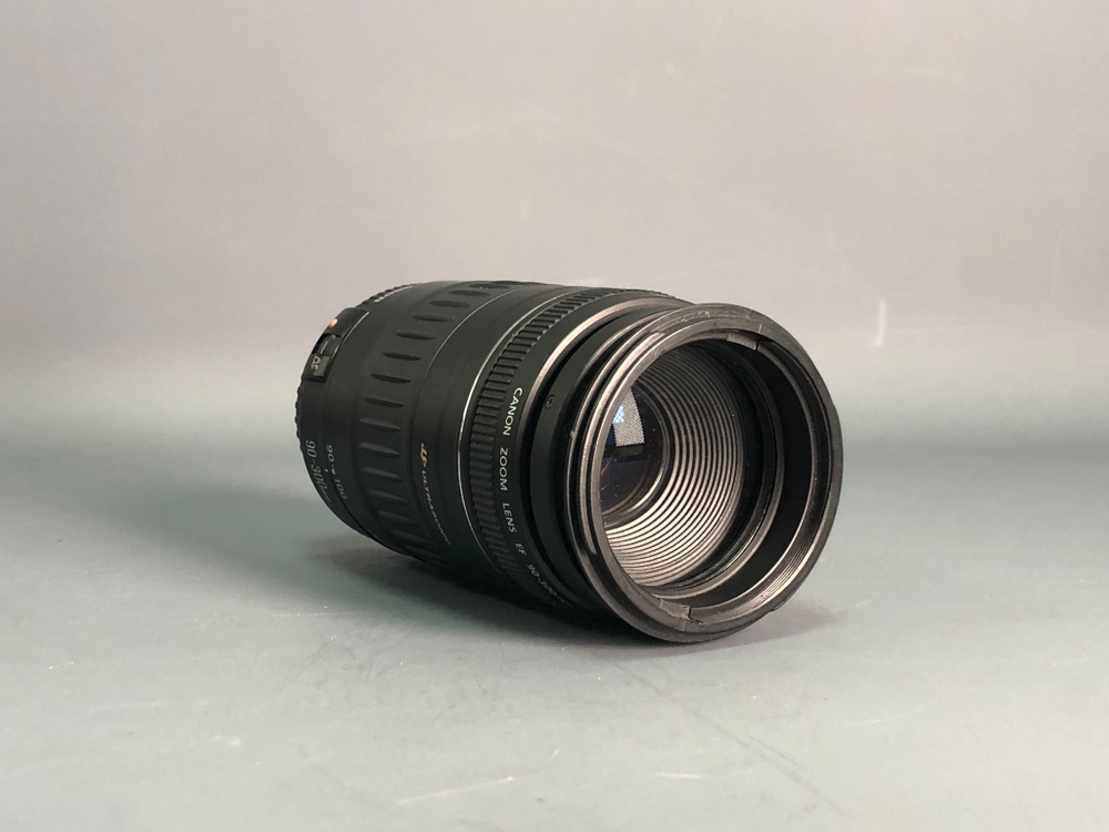 Canon EF 90-300mm 4.5-5.6 USM