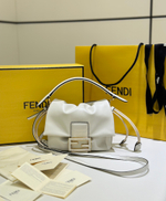 Fendi Small Mamma Baguette 16 cm
