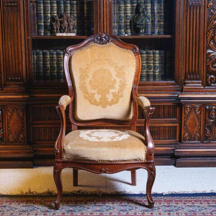Винтаж: Кресло в стиле Рококо