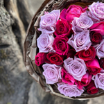 Пурпурный микс — букет ароматных и интерьерных лунных роз