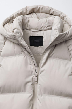 ZARA КУРТКА С НАШИВКОЙ WATER REPELLENT, ЦВЕТ ЛЬДА