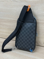 Сумка-мессенджер Louis Vuitton