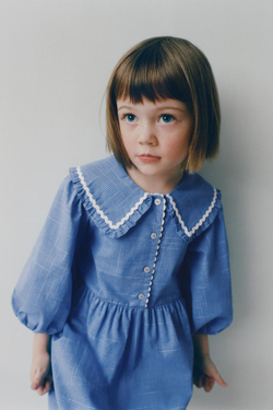 ZARA ПЛАТЬЕ В КЛЕТКУ С КРУГЛЫМ ВОРОТНИКОМ, СИНИЙ