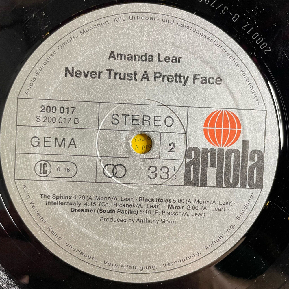 Винтажная виниловая пластинка LP Amanda Lear Never Trust A Pretty Face (Germany 1979) The Sphinx