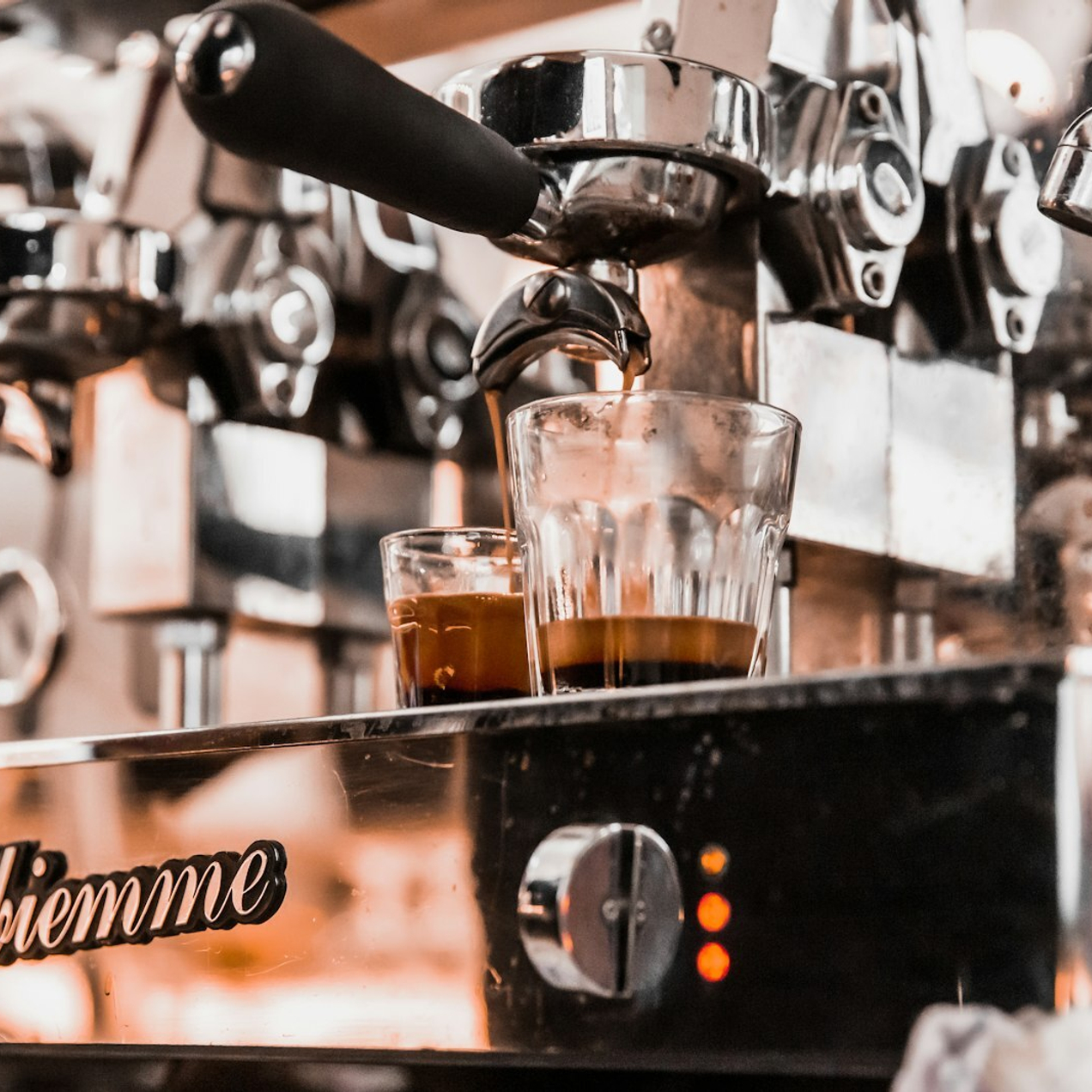 Погрузитесь в мир настоящего кофе в Джейни Coffee!