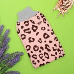 Мочалка - варежка скрaабирующая «Premium - LEOPARD», цвет пудровая роза, 24*15см (ZIPпакет)