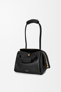 Loewe Маленькая сумка Madrid из мягкой телячьей кожи, черный