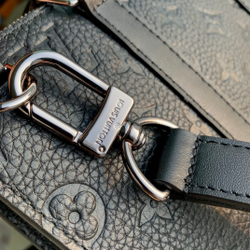 Louis Vuitton Sac Plat Cross