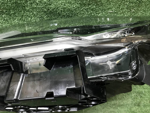 Фара левая Nissan X-Trail T32 (2017-2022) галоген