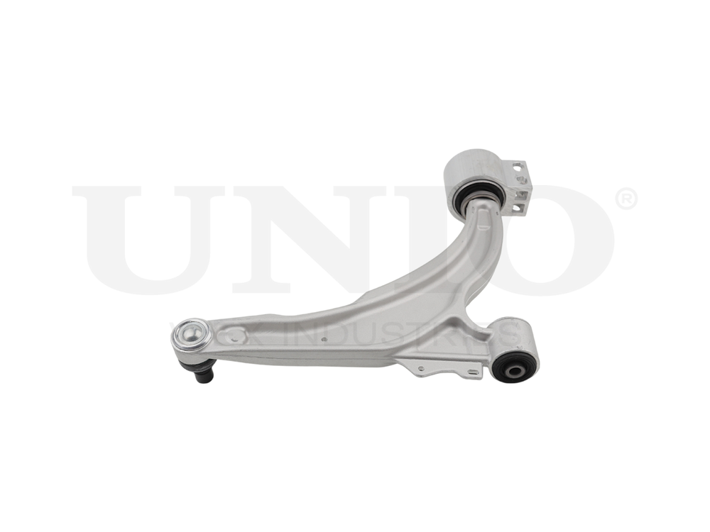 Рычаг подвески поперечный передний нижний левый UNIO SSP-40131