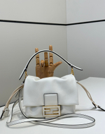 Fendi Small Mamma Baguette 16 cm