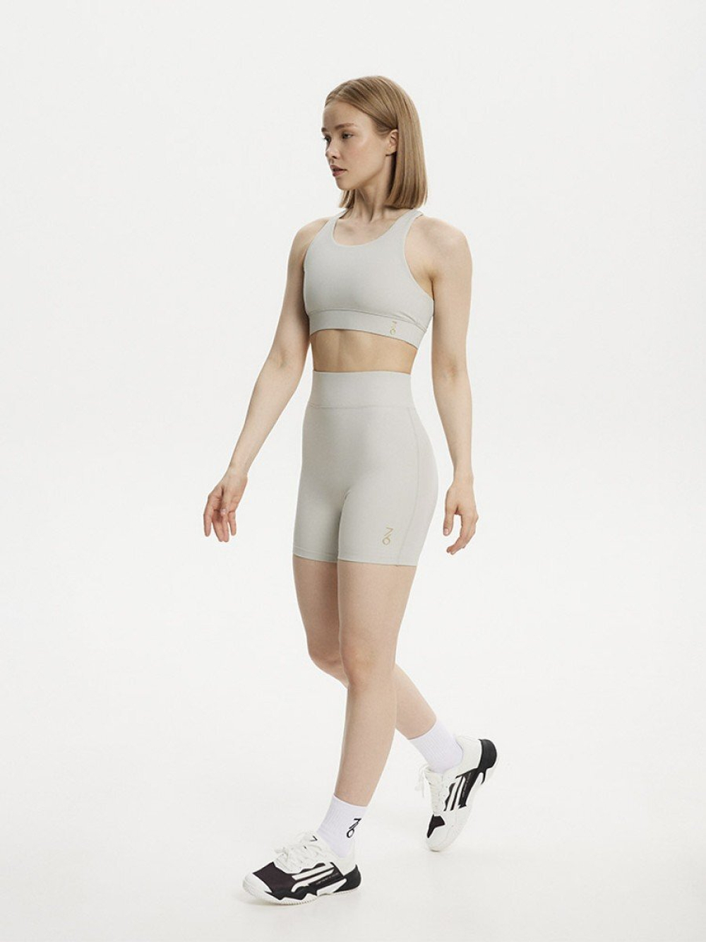 ОДЕЖДА ДЛЯ ТЕННИСА Женская, Шорты под платья SEVENSIX ANA SHORTS .